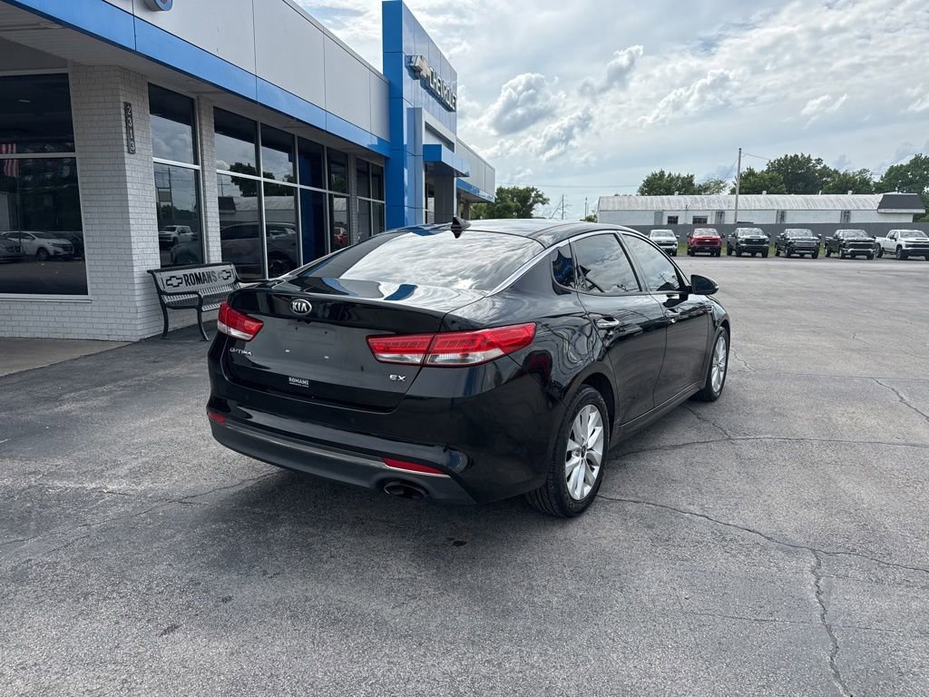 Used 2017 Kia Optima EX w/ Premium Package FWD image 4