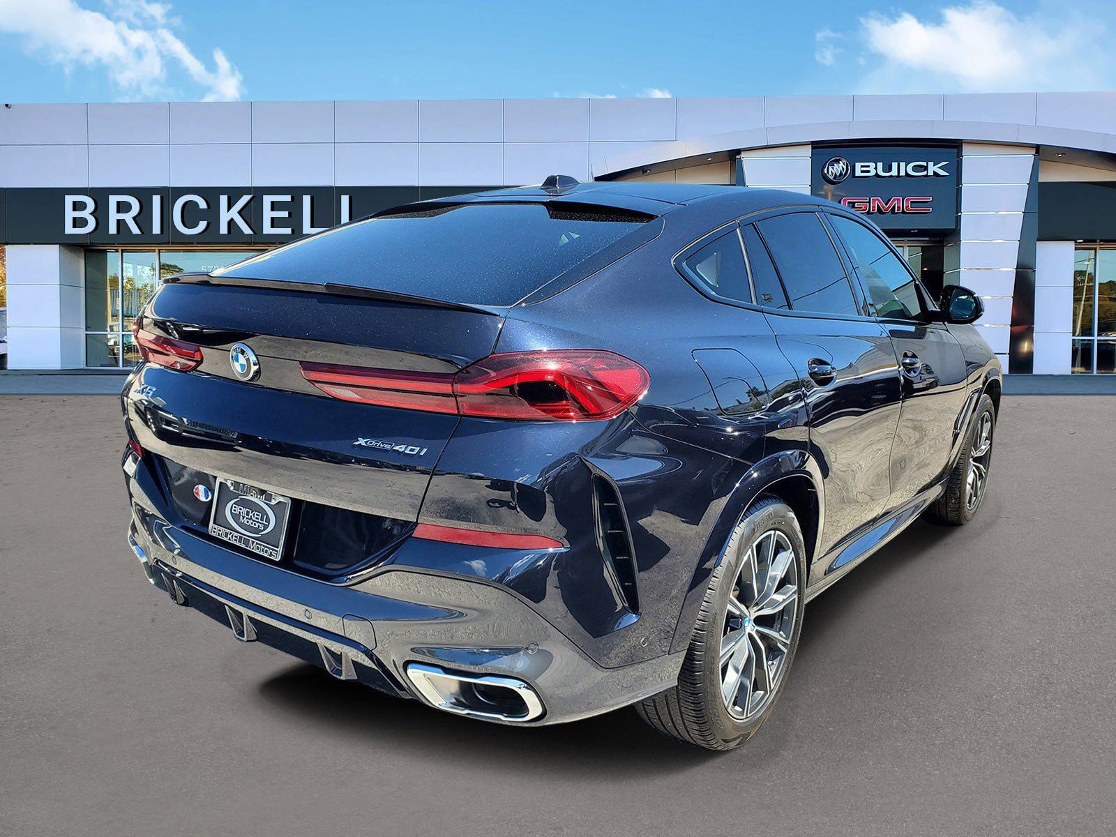 Used 2025 BMW X6 xDrive40i image 3