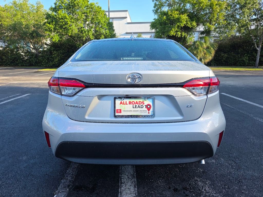 New 2026 Toyota Corolla LE FWD image 10