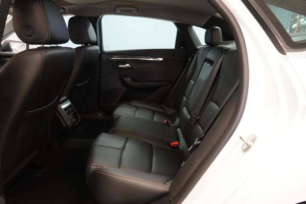 Used 2019 Chevrolet Impala LT w/ LT Leather Package FWD image 27