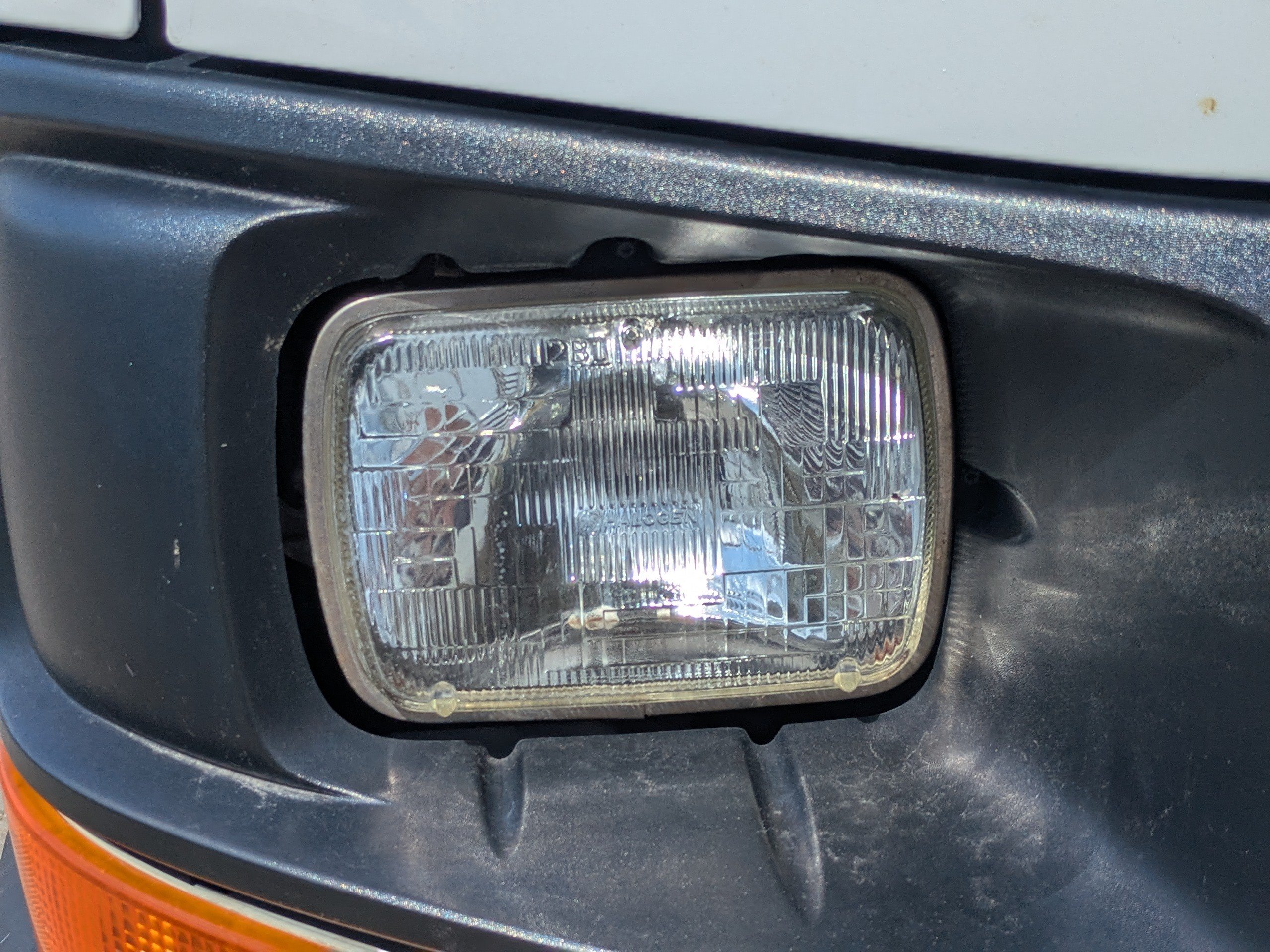 Used 2016 Chevrolet Express 2500 RWD image 10