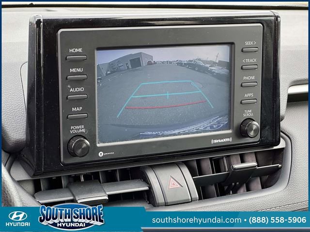 Used 2021 Toyota RAV4 LE image 29