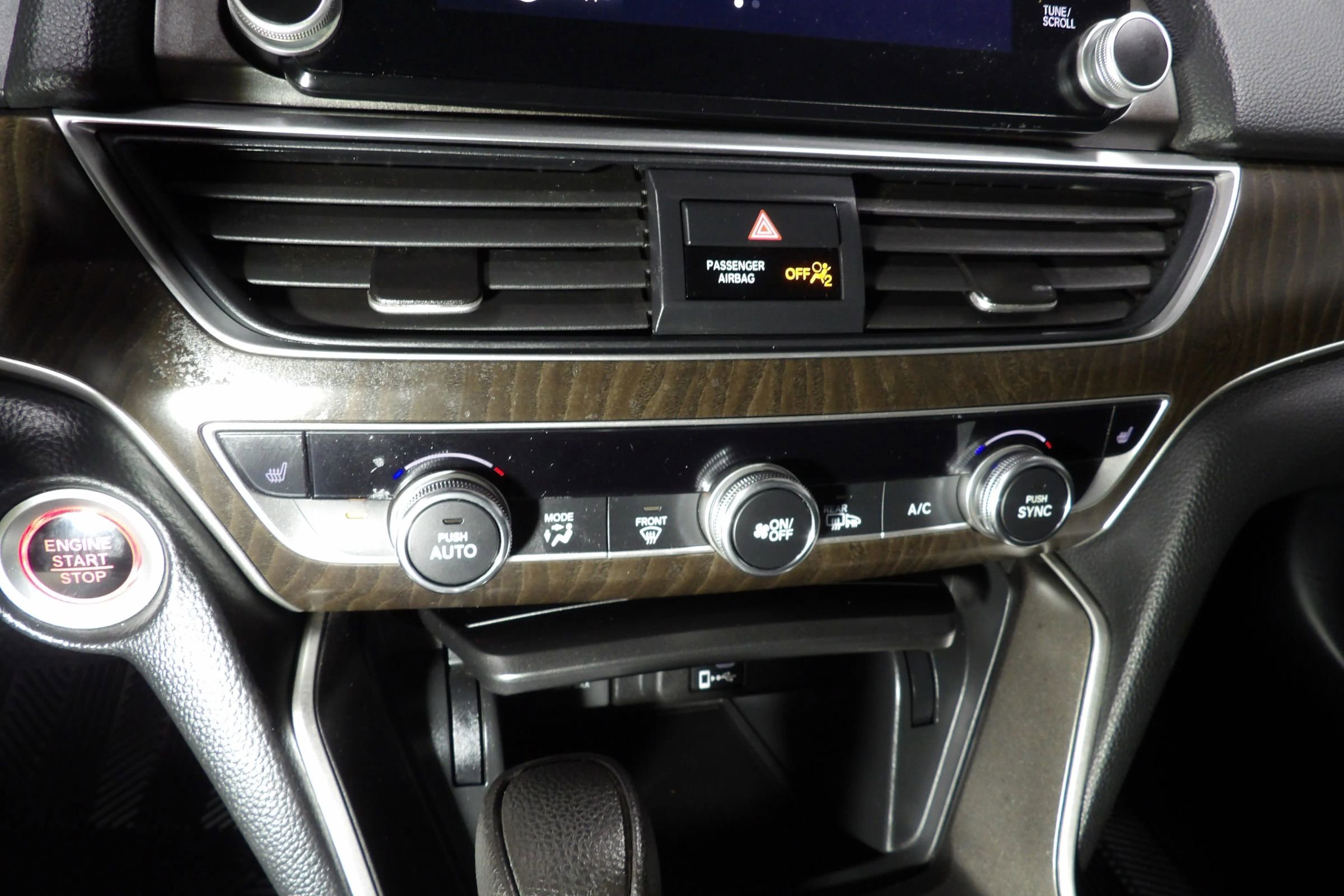 Used 2020 Honda Accord EX image 16