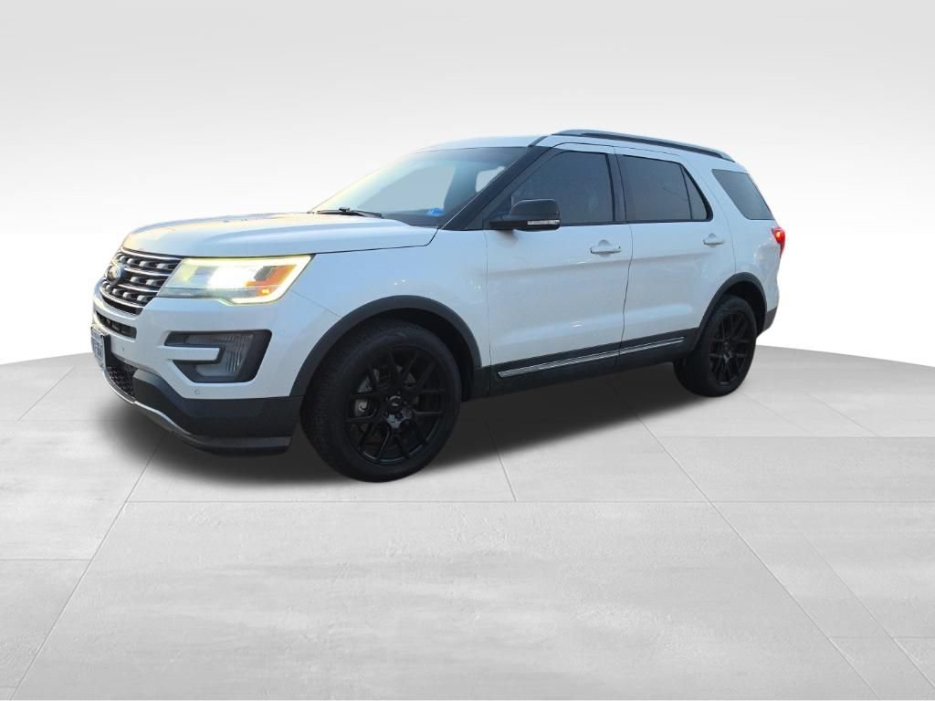 Used 2016 Ford Explorer XLT w/ Equipment Group 202A AWD/4WD video 2