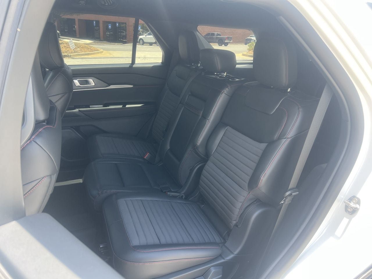 New 2026 Ford Explorer ST-Line w/ Premium Package RWD image 17