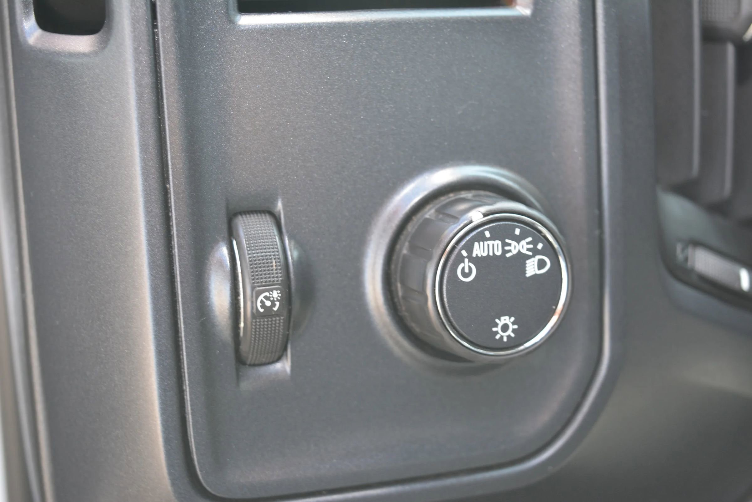 Used 2018 Chevrolet Silverado 1500 LS w/ Trailering Package image 25