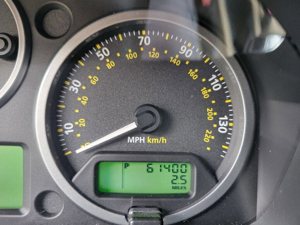 Used 2009 Land Rover LR2 HSE image 30