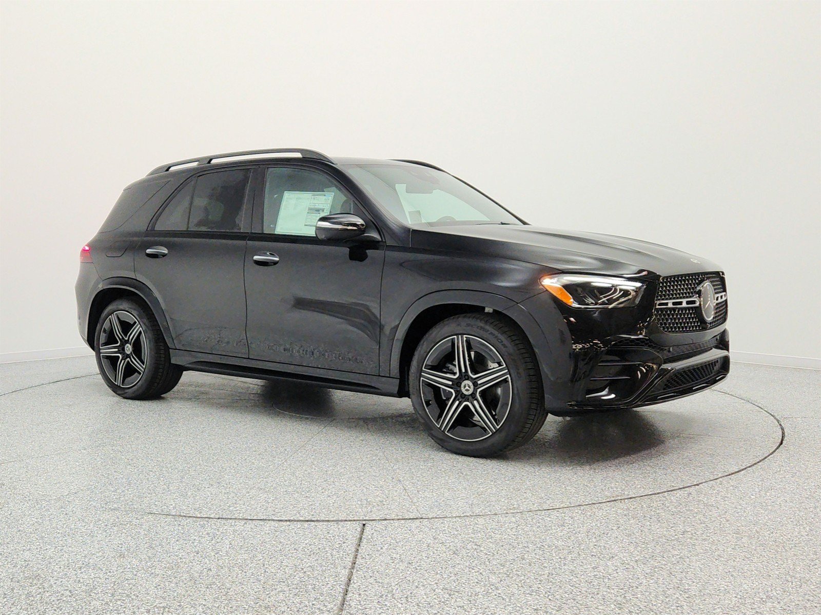 New 2026 Mercedes-Benz GLE 580 4MATIC image 3
