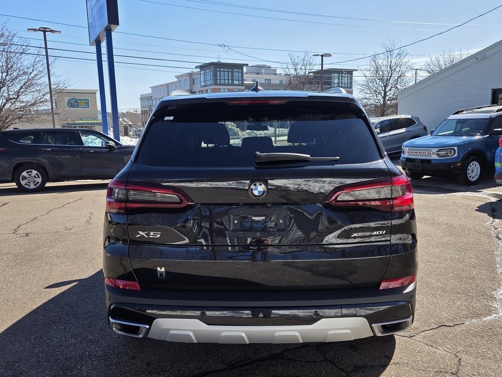 Used 2023 BMW X5 xDrive40i w/ Executive Package image 5