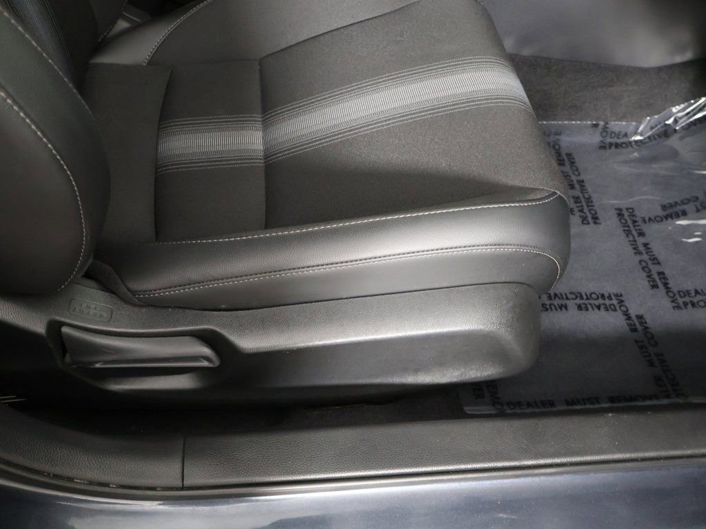 Used 2025 Honda Civic Sport image 29