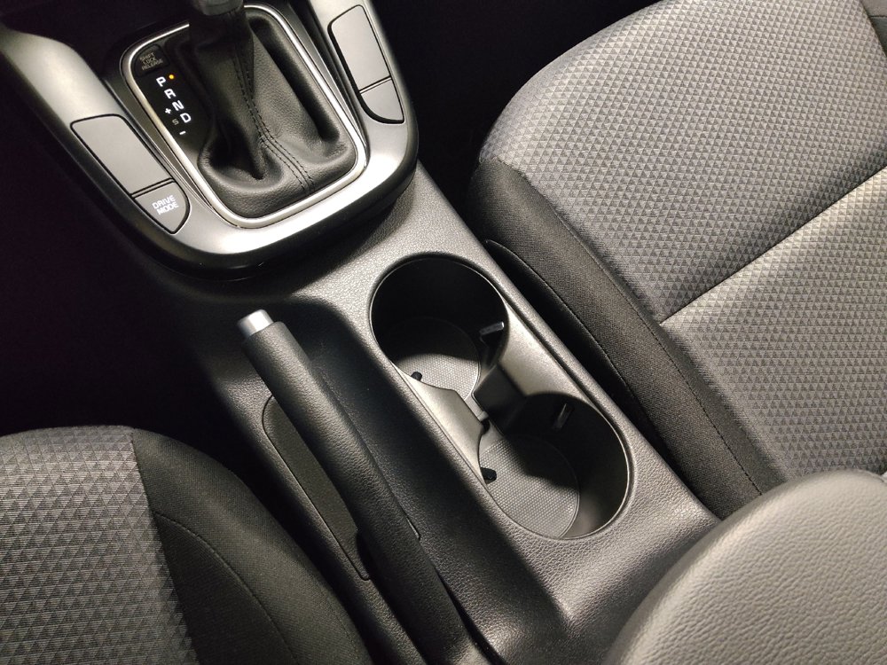 Used 2025 Kia Soul S FWD image 26