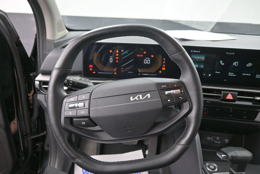 Used 2026 Kia Sportage LX FWD image 29