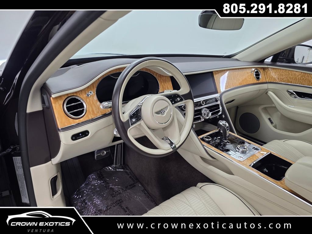 Used 2020 Bentley Flying Spur W12 image 26