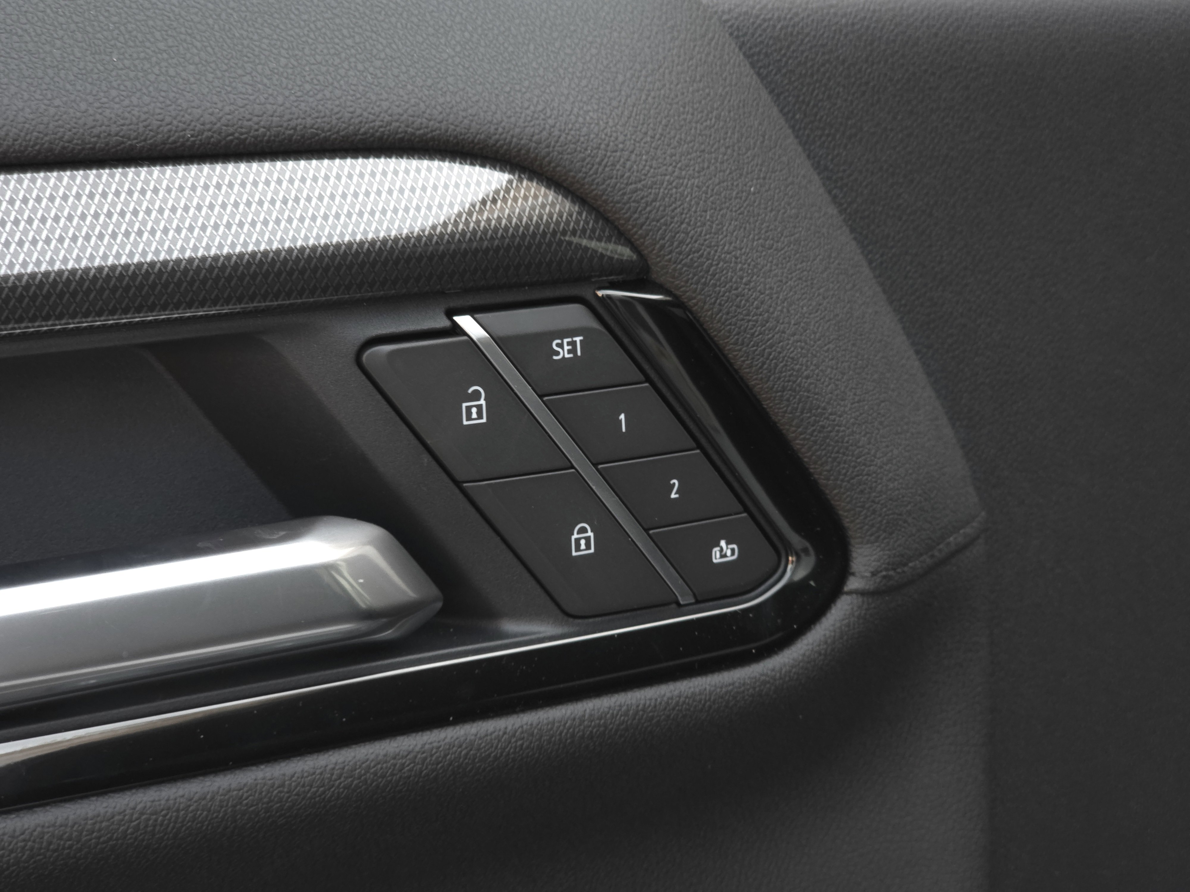 New 2026 GMC Sierra 2500 AT4 w/ AT4 Premium Plus Package image 12