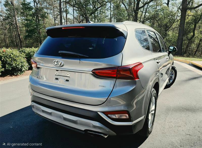 Used 2019 Hyundai Santa Fe SE AWD/4WD image 9