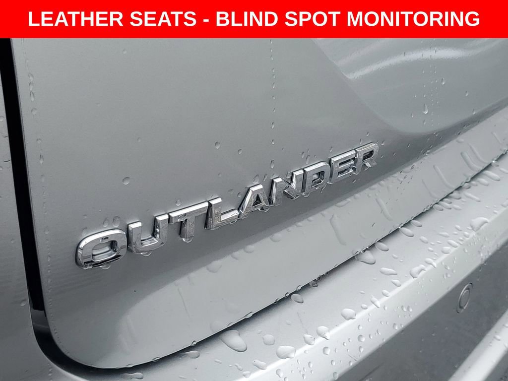 Used 2023 Mitsubishi Outlander SEL image 9