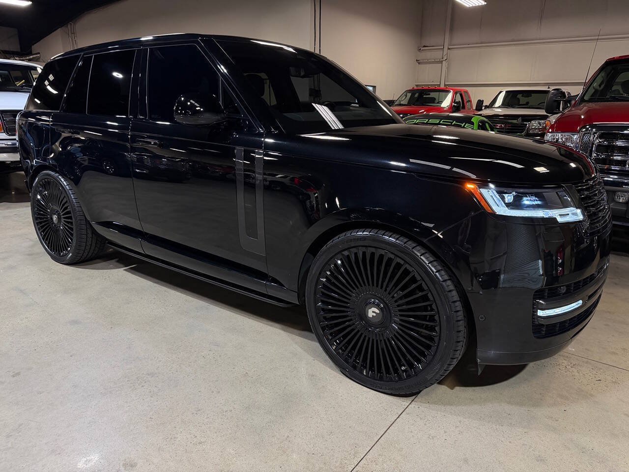 Used 2023 Land Rover Range Rover SE