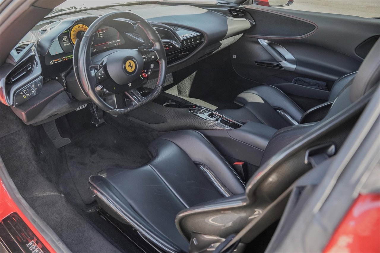 Used 2021 Ferrari SF90 Stradale Base image 18