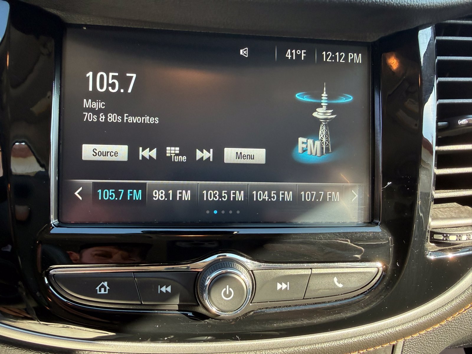 Used 2017 Chevrolet Trax LS FWD image 34