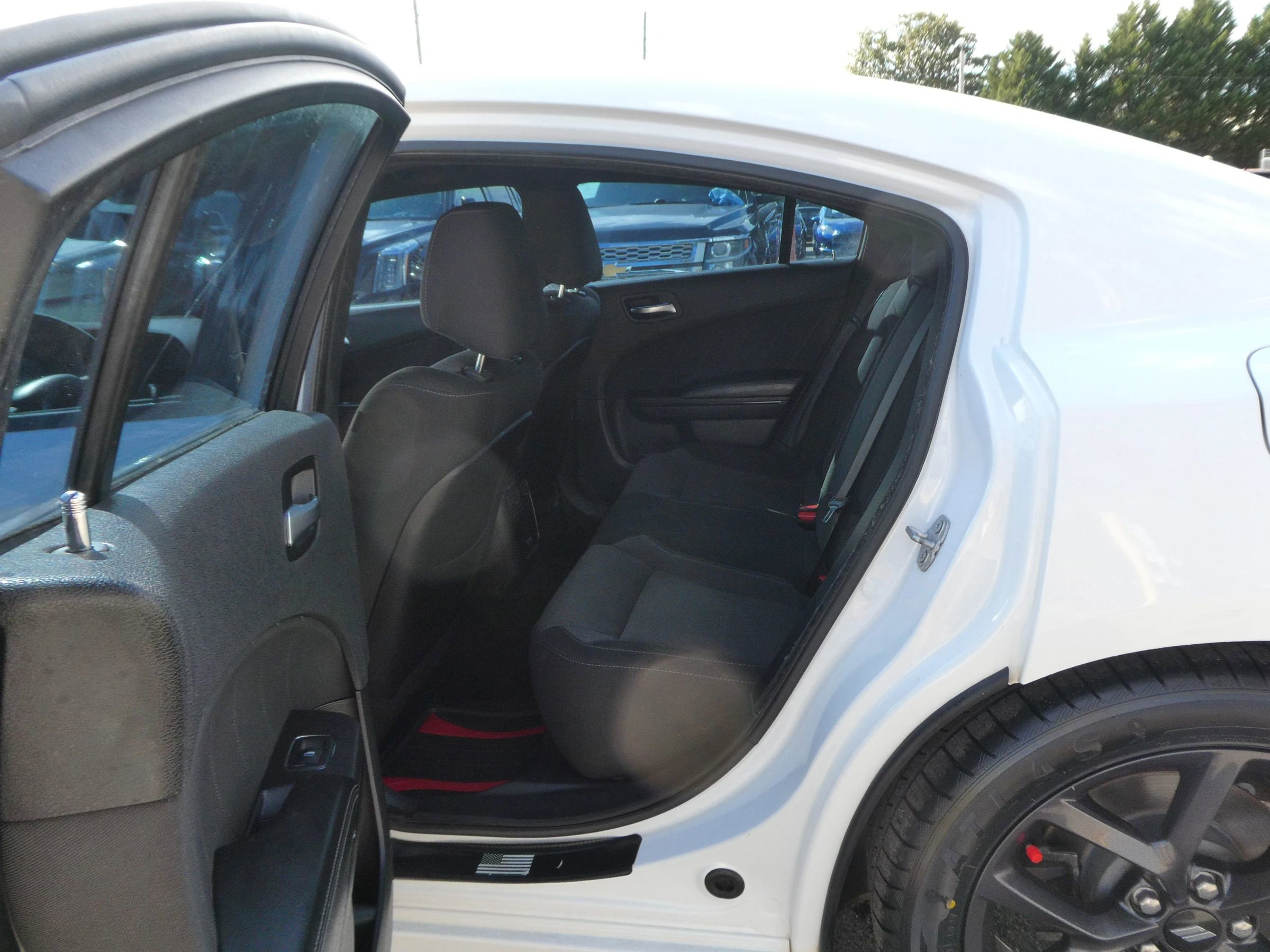 Used 2019 Dodge Charger SXT w/ Plus Group image 27