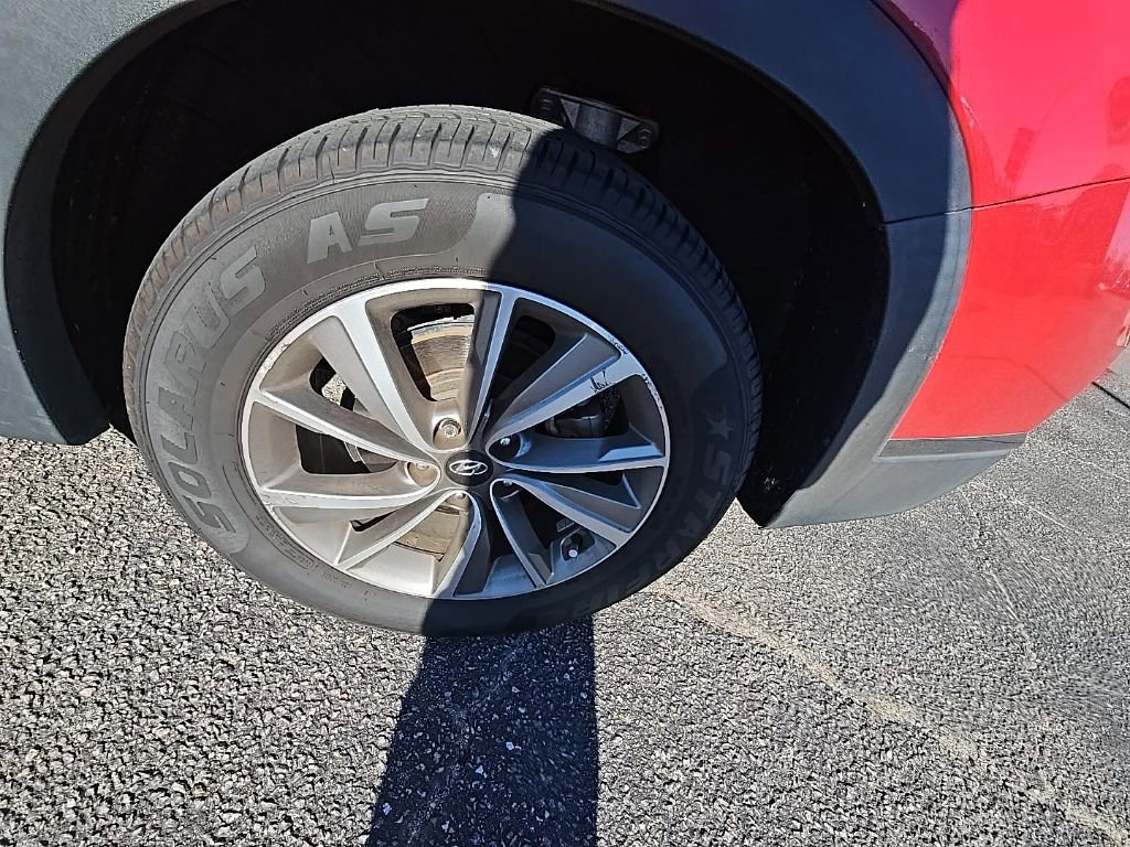 Used 2020 Hyundai Santa Fe Limited image 15