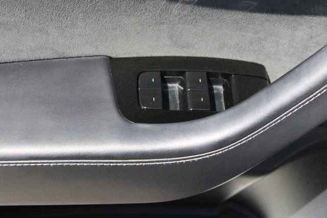 Used 2018 Tesla Model 3 Long Range RWD image 10