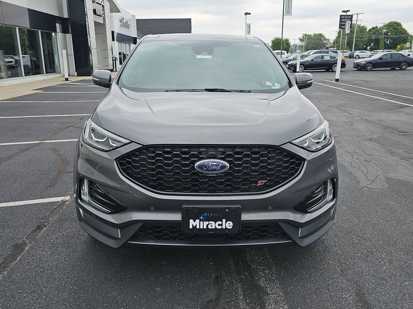 Used 2021 Ford Edge ST w/ Equipment Group 401A AWD/4WD image 2