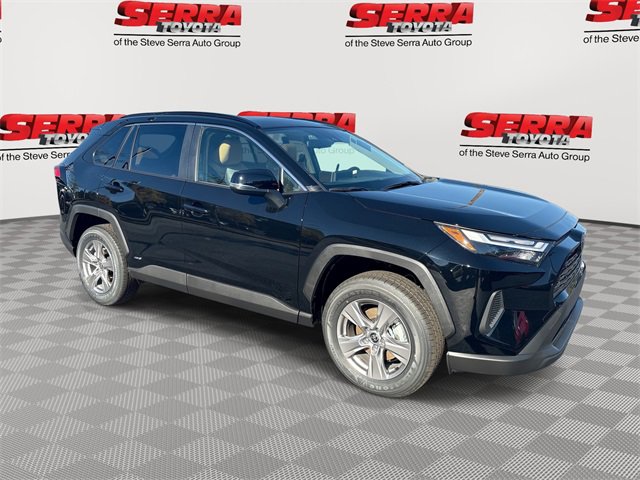 Used 2025 Toyota RAV4 XLE w/ Convenience Package image 1