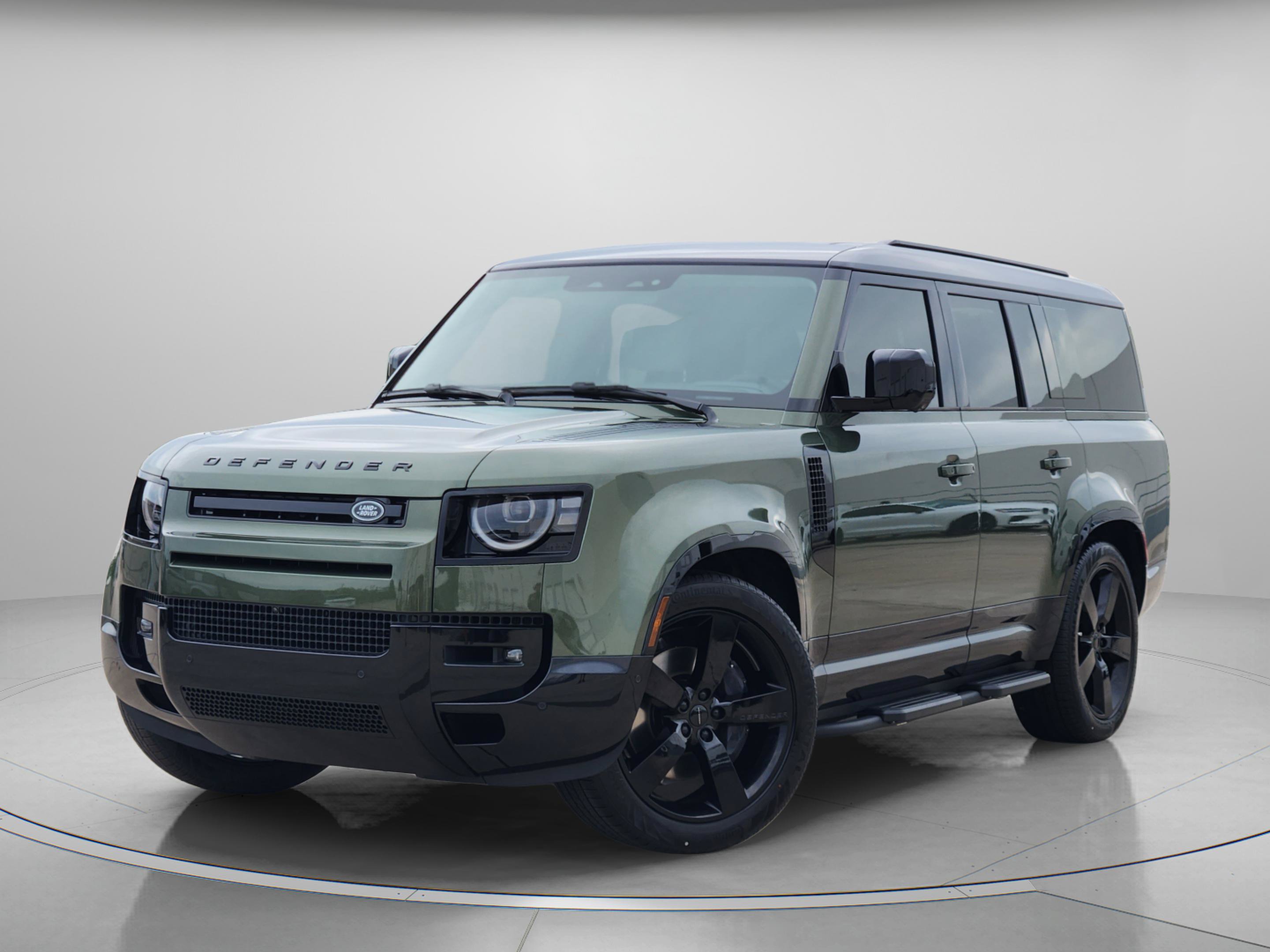 New 2026 Land Rover Defender 130 X-Dynamic SE