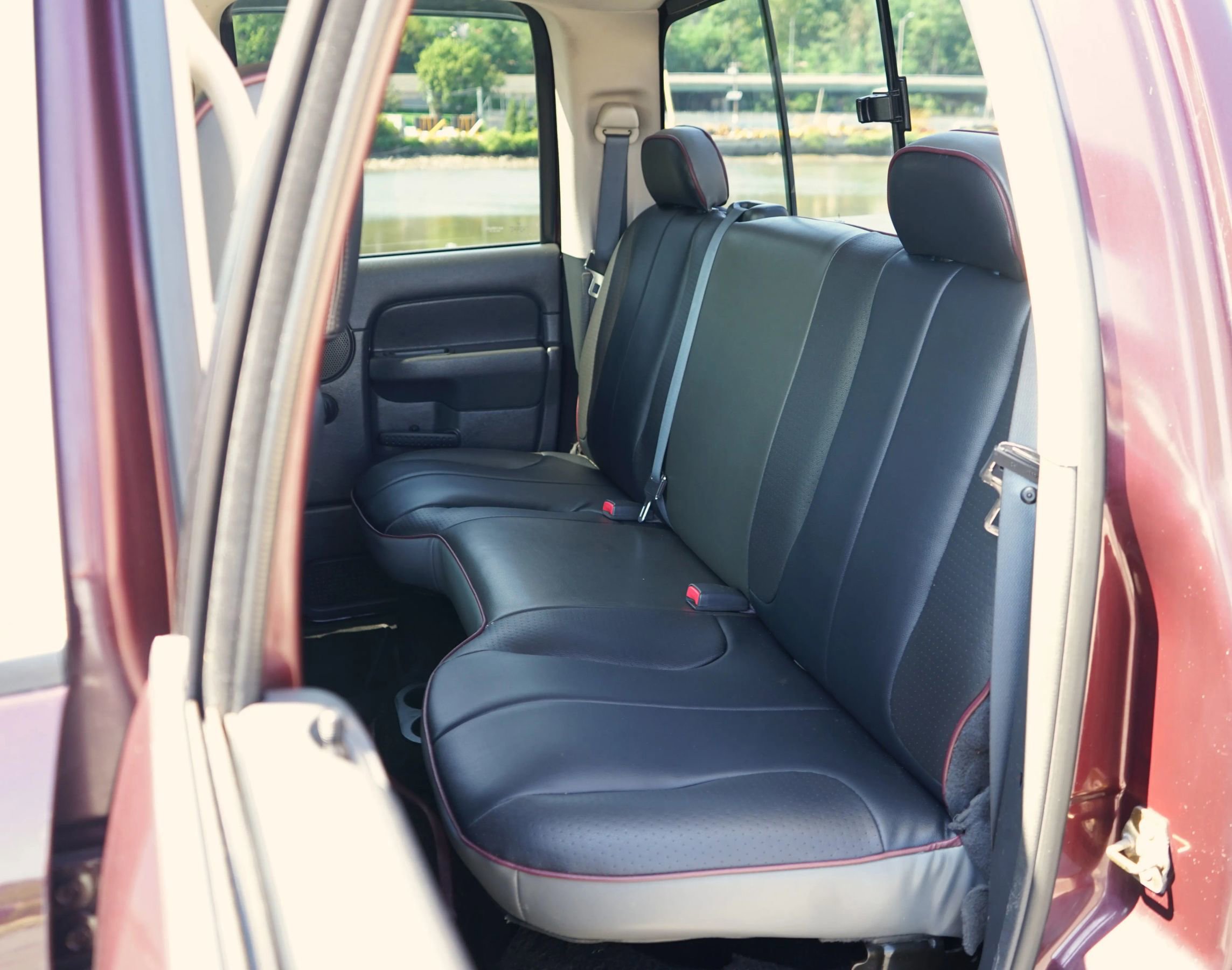 Used 2005 Dodge Ram 1500 Truck SLT image 33