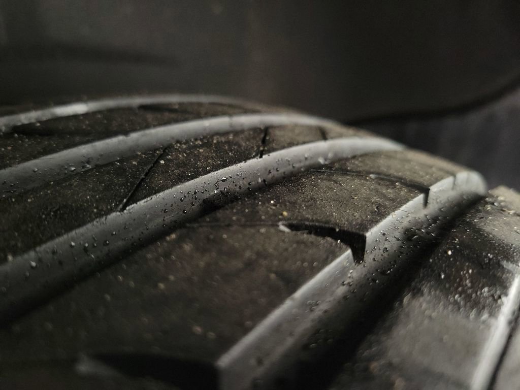 Used 2020 Toyota RAV4 XLE image 11