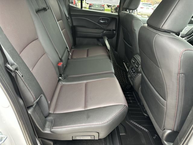 Used 2025 Honda Ridgeline Black Edition image 30