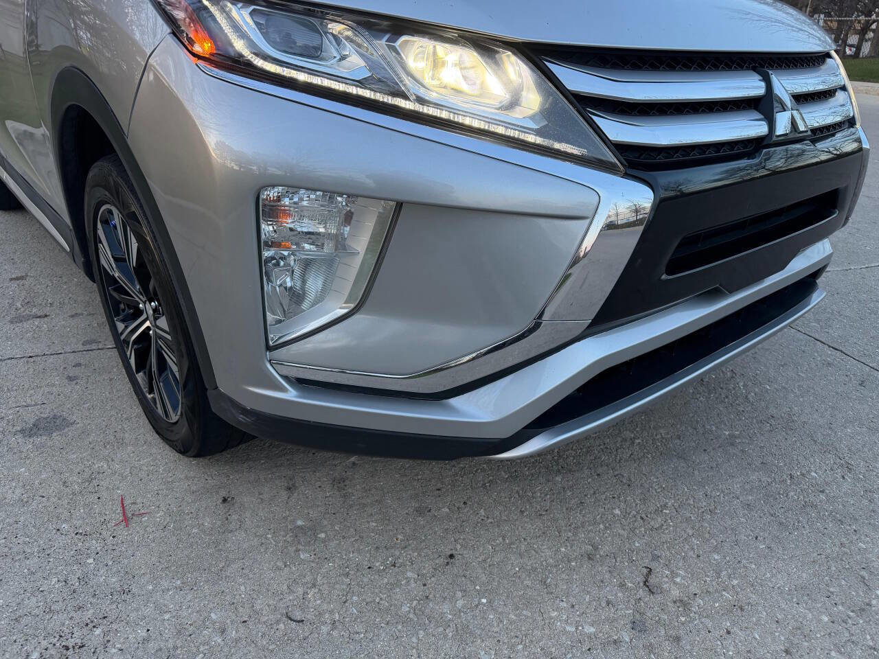 Used 2018 Mitsubishi Eclipse Cross SEL image 8
