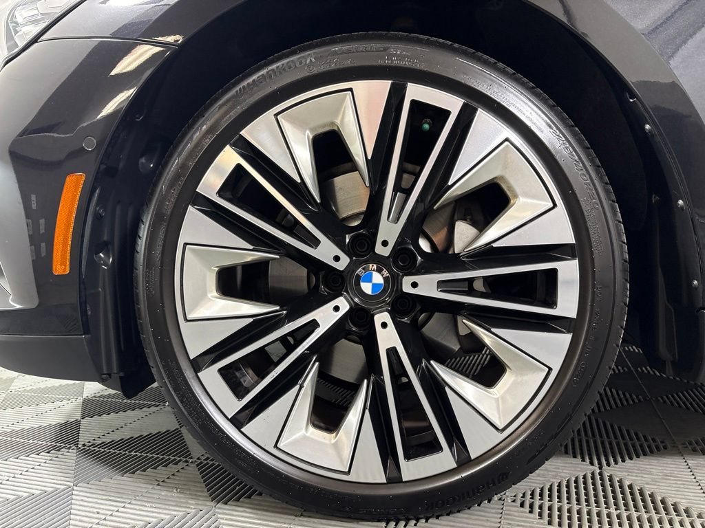Certified 2026 BMW 530i w/ Premium Package RWD image 8