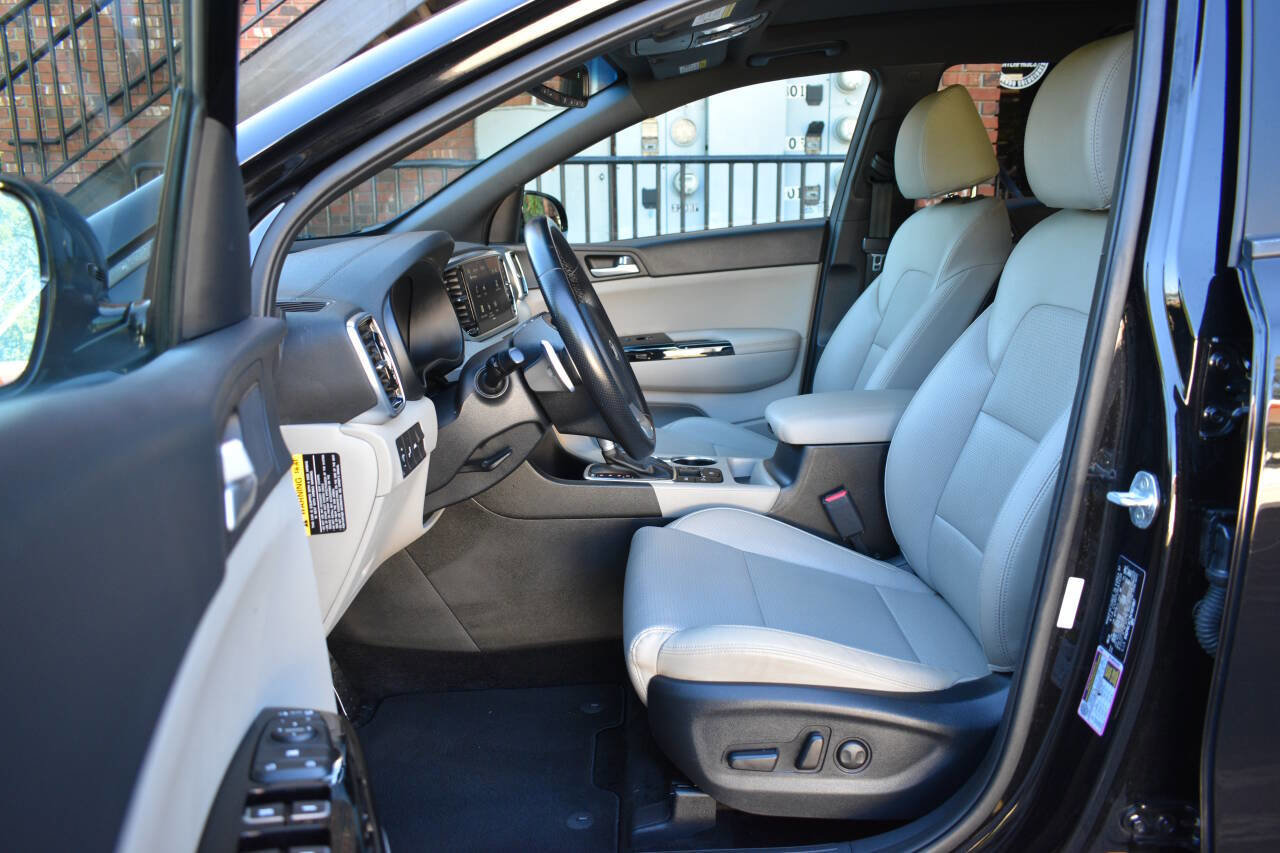 Used 2022 Kia Sportage Nightfall Edition w/ Nighfall AWD Premium Package image 7