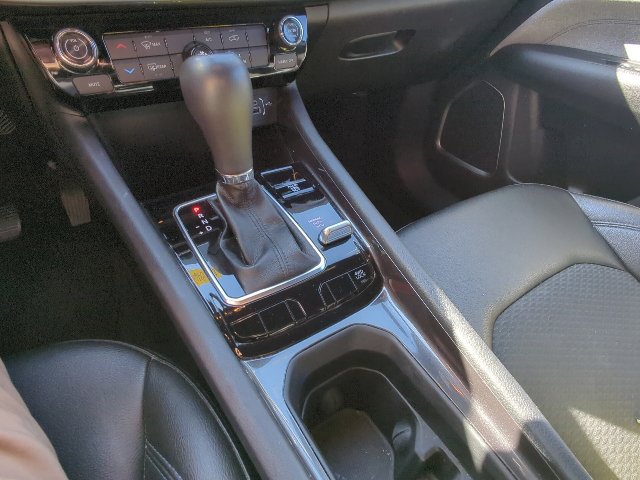 Used 2024 Jeep Compass Latitude AWD/4WD image 16