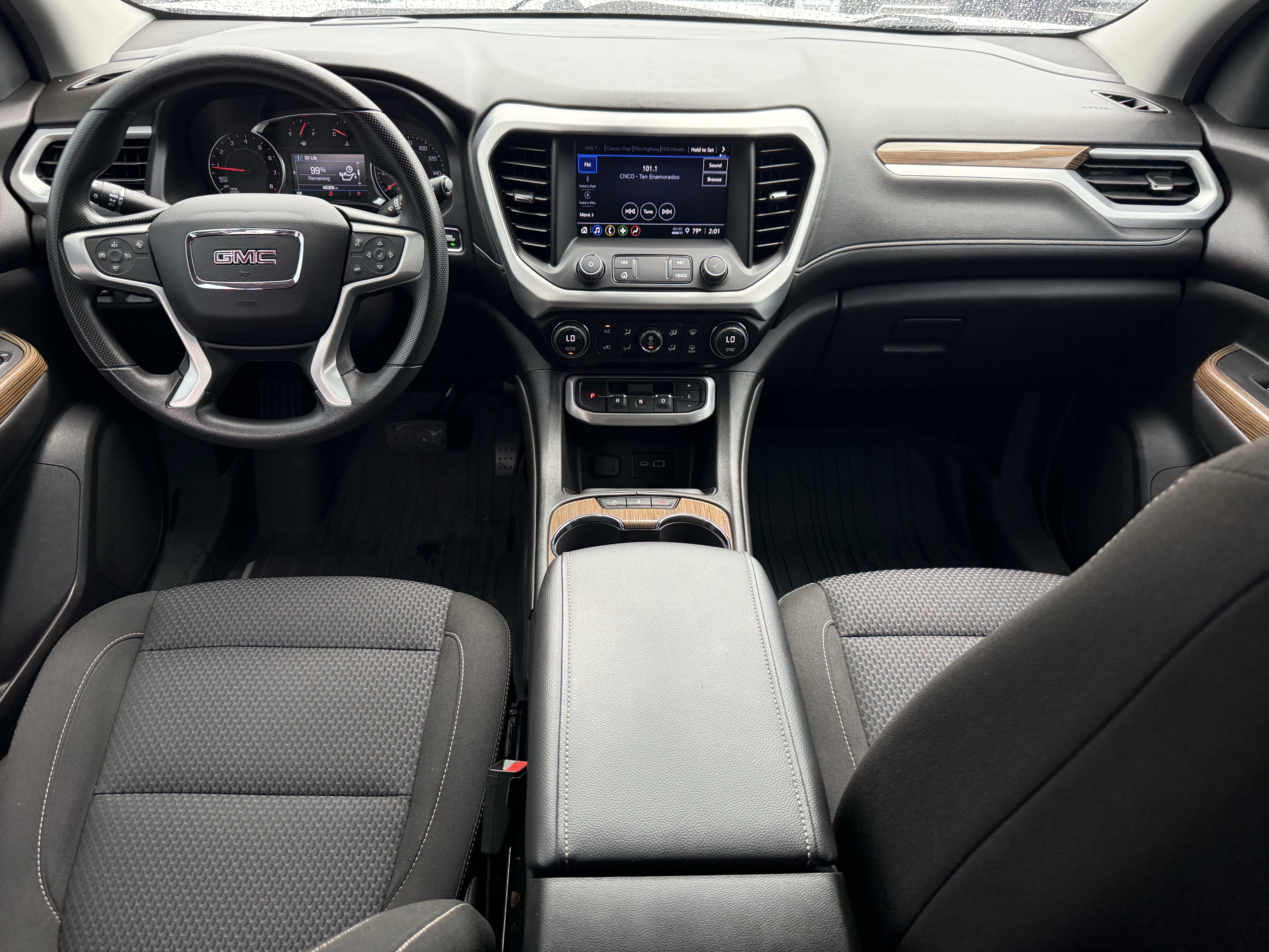 Used 2023 GMC Acadia SLE w/ Elevation Edition FWD image 13