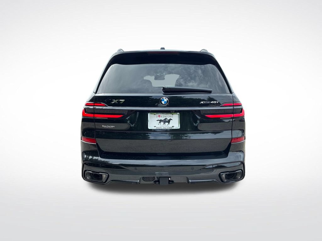 New 2027 BMW X7 xDrive40i w/ M Sport Package AWD/4WD image 4