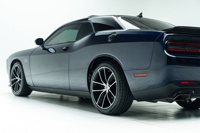 Used 2017 Dodge Challenger R/T Scat Pack RWD image 19