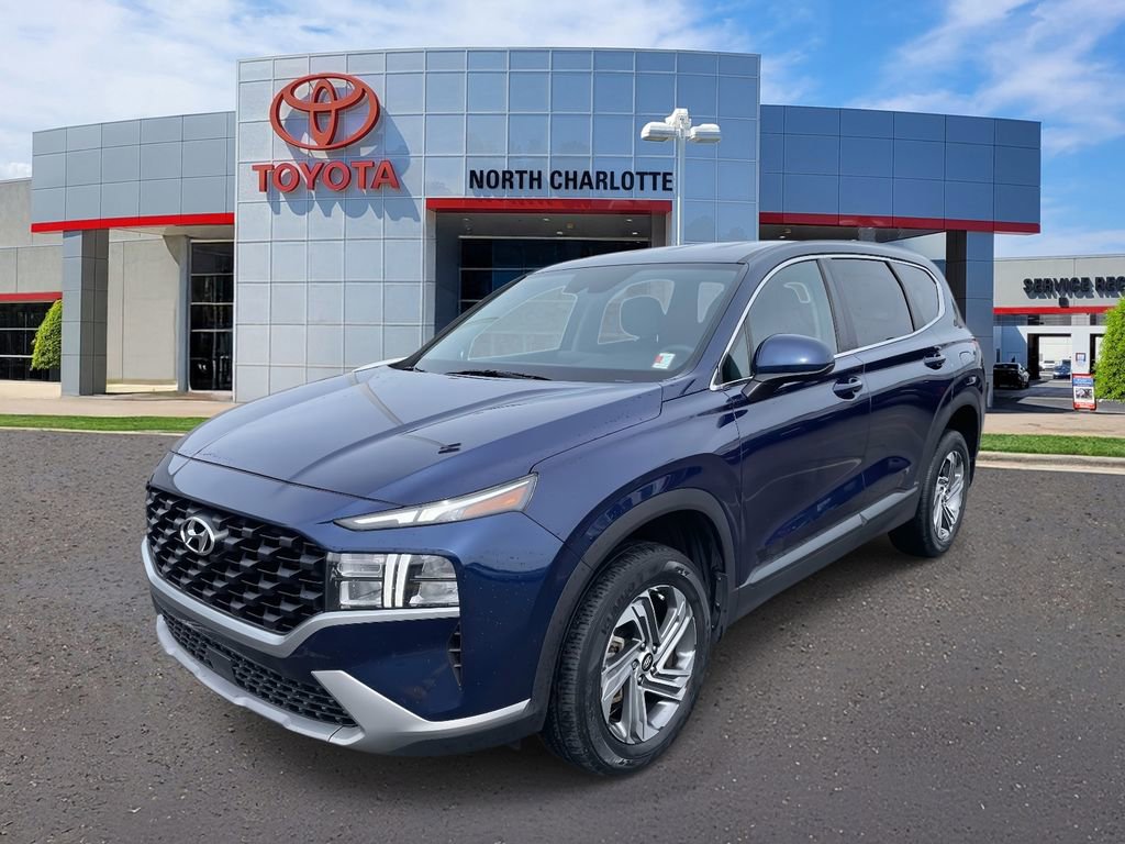 Used 2023 Hyundai Santa Fe SE image 5