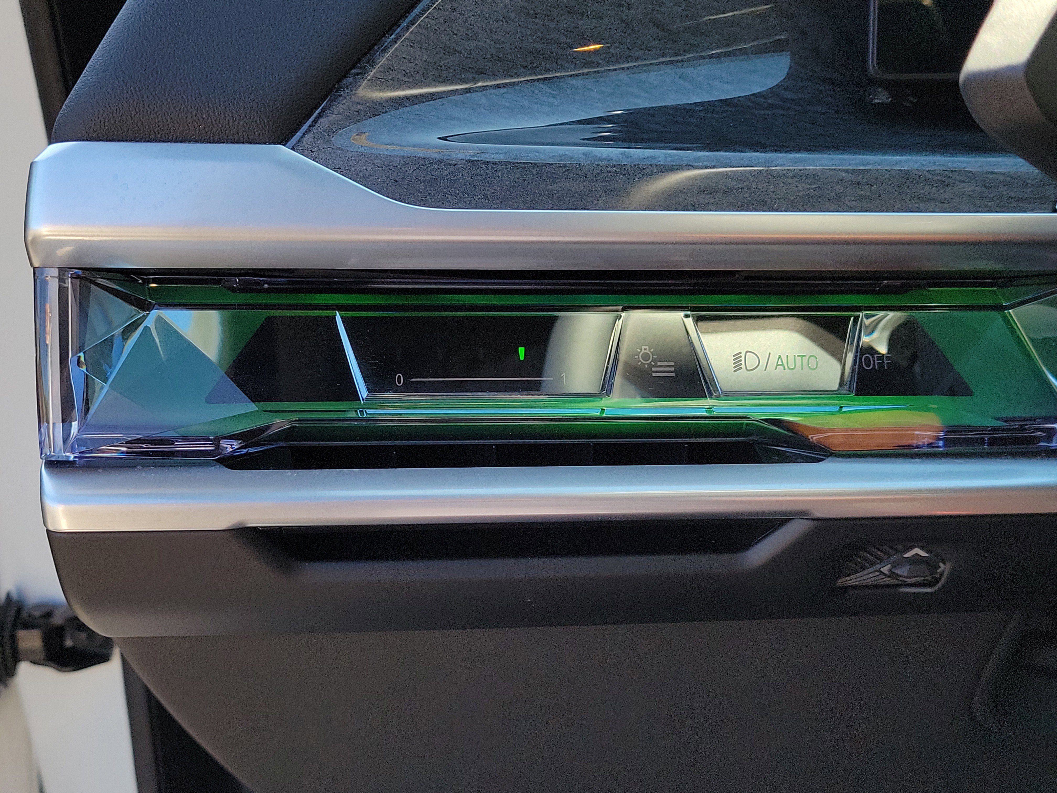 Used 2025 BMW 740i image 29