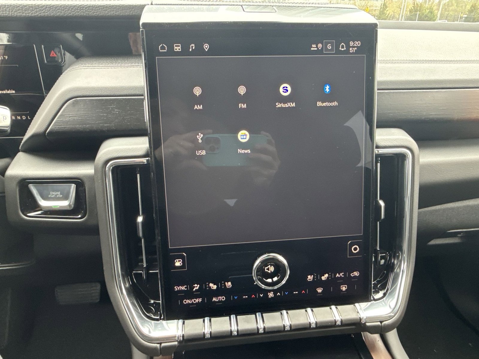 New 2026 GMC Yukon XL Denali w/ Denali Reserve Package image 18