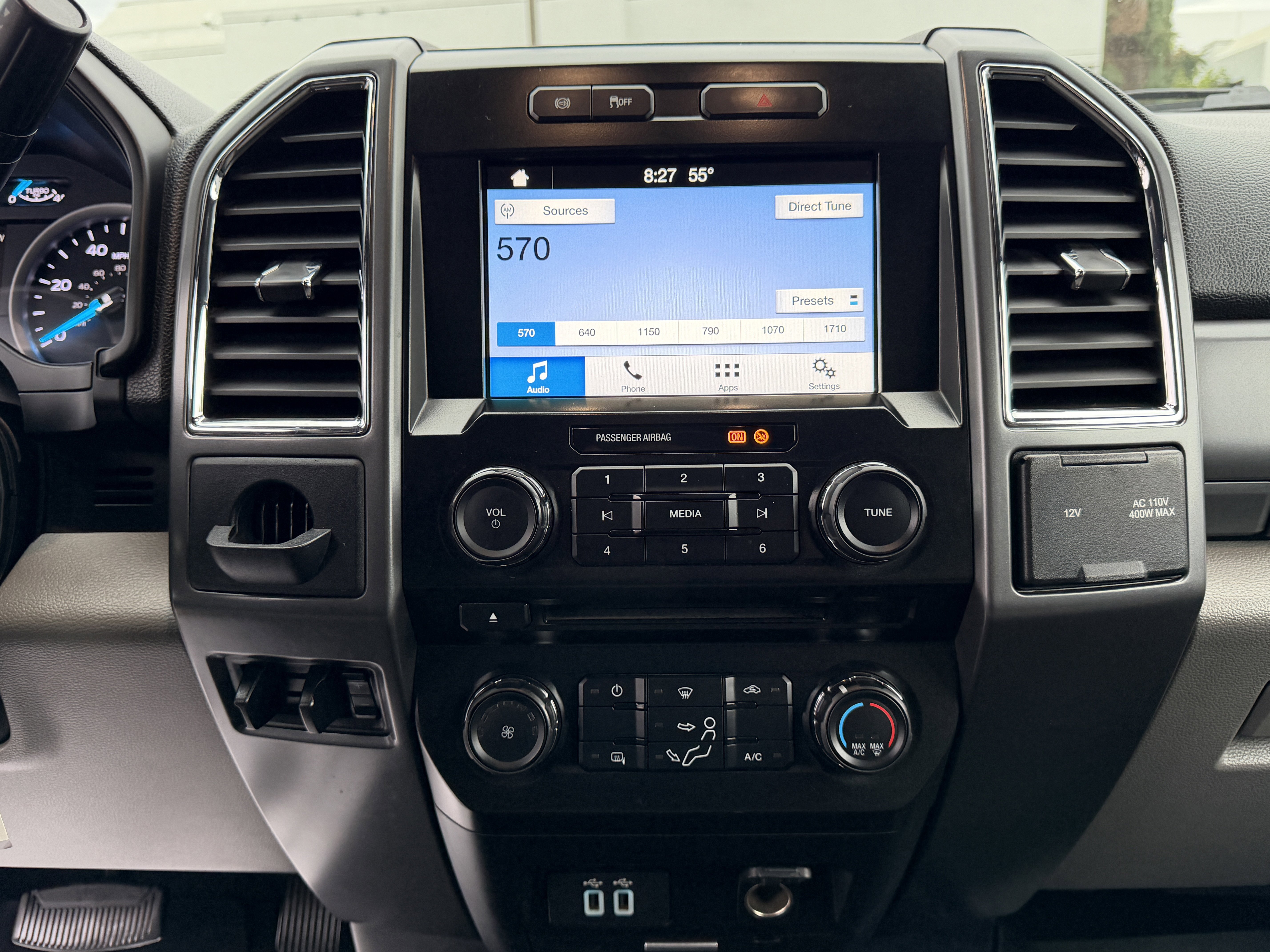 Used 2017 Ford F550 2WD Crew Cab Super Duty image 14
