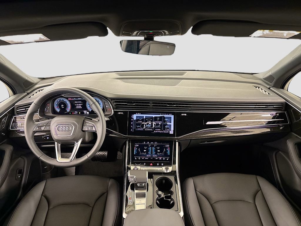 New 2025 Audi Q7 3.0T Premium Plus image 9