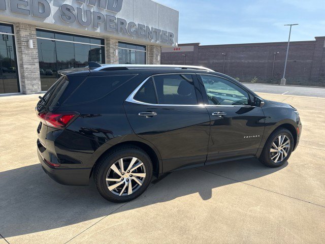 Used 2024 Chevrolet Equinox Premier image 2