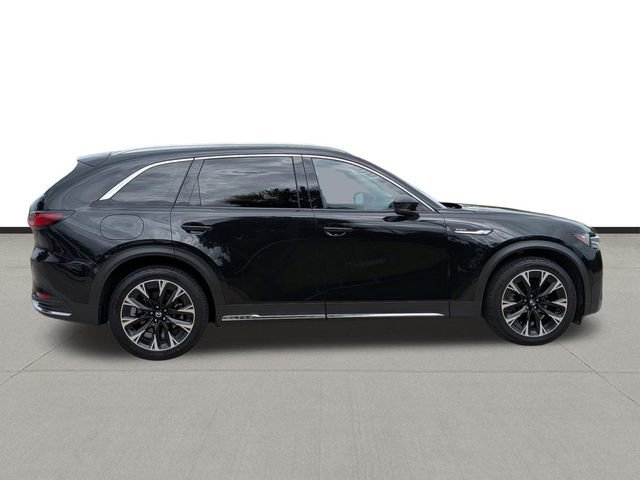 Certified 2024 MAZDA CX-90 Plug-In Hybrid w/ Premium Pkg image 4