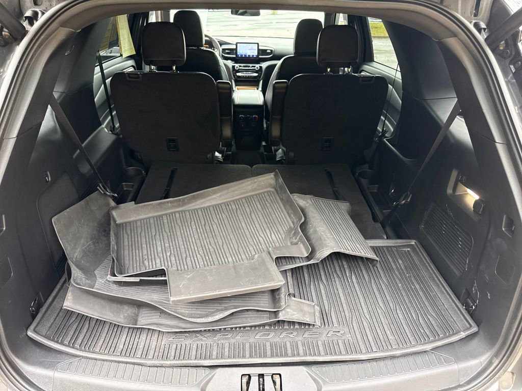 Used 2023 Ford Explorer ST-Line w/ Class IV Trailer Tow Package image 27