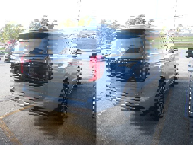 New 2025 Ford Expedition Max Platinum image 6