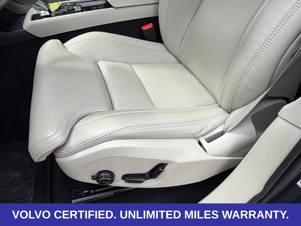 Certified 2026 Volvo XC90 B6 Ultra AWD/4WD image 28