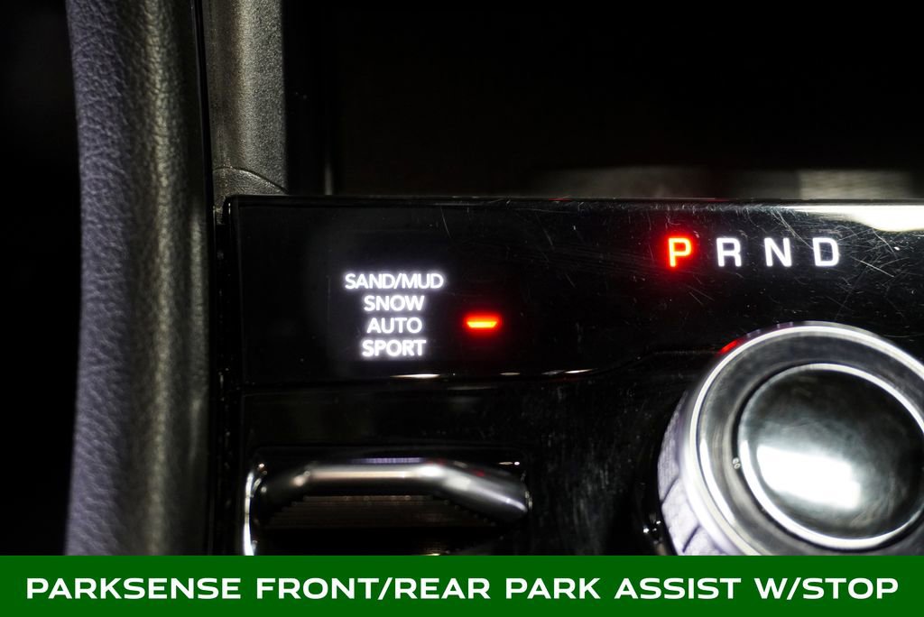 Used 2023 Jeep Grand Cherokee Limited w/ Luxury Tech Group II image 23